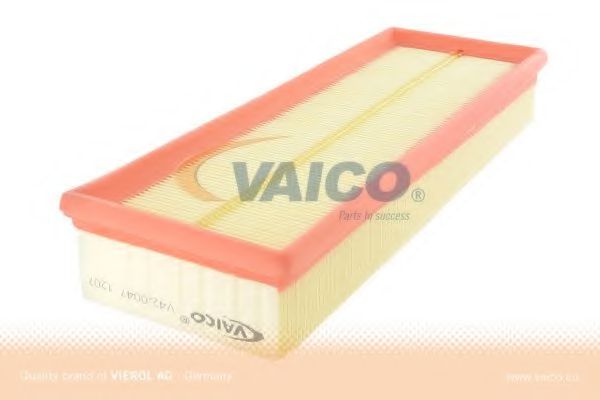 V42-0047 Filtru aer VAICO 