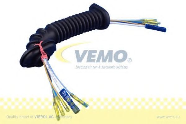 V10-83-0033 Set reparatie, set cabluri VEMO 