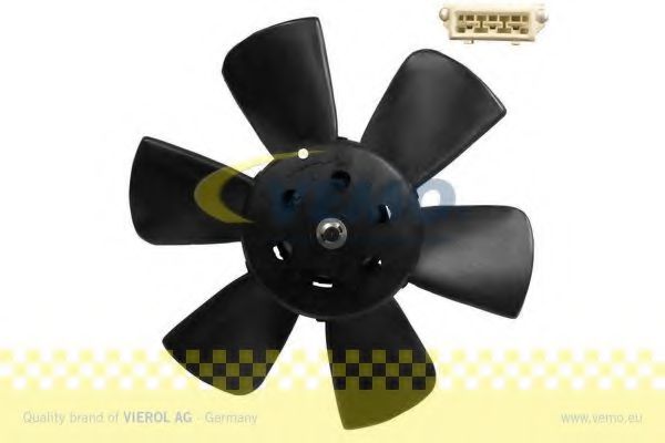 V15-01-1814 Ventilator, radiator VEMO 
