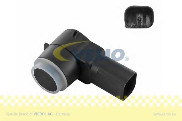 V24-72-0133 Sensor, ajutor parcare VEMO 