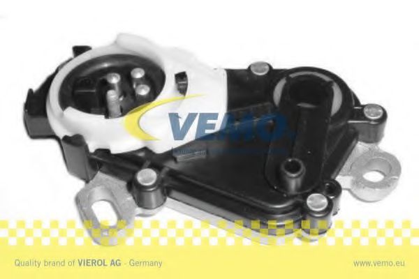 V30-73-0122 Comutator, lampa marsalier VEMO 