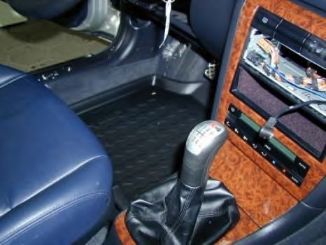401801000 Covor compartiment picioare CARBOX 