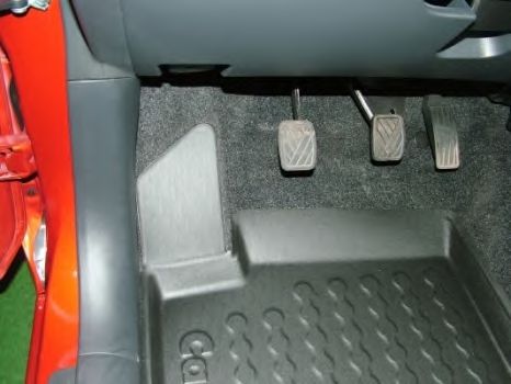 Covor compartiment picioare 2