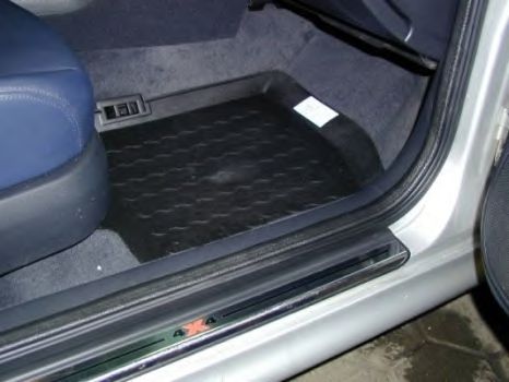 411801000 Covor compartiment picioare CARBOX 